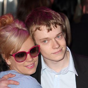 Foto Alfie Allen