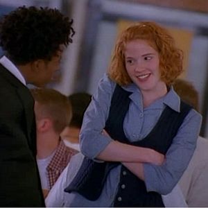 Foto No mires bajo la cama