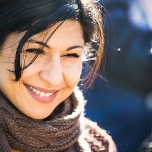 Foto Un hombre gruñón