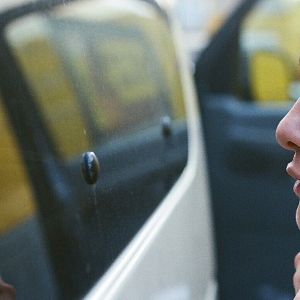 Foto Bar Bahar. Entre dos mundos