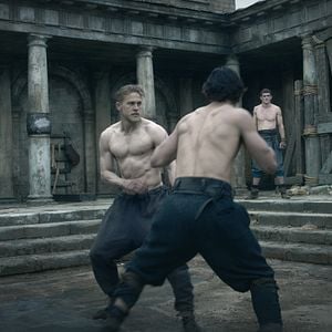 Foto Rey Arturo: La leyenda de la espada