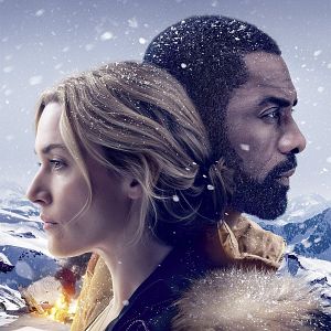 Foto Más allá de la montaña