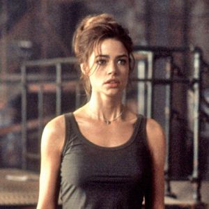 Foto 007: El mundo nunca es suficiente