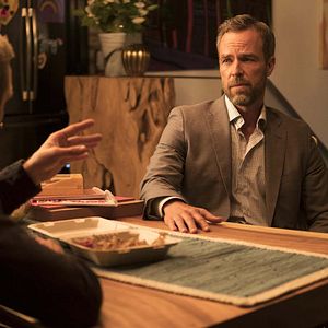 Foto Somewhere Between