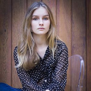 Foto Olivia DeJonge