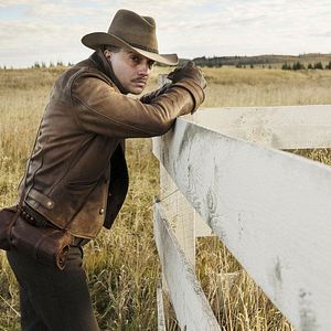 Foto Logan Marshall-Green