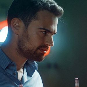 Foto Lying and Stealing