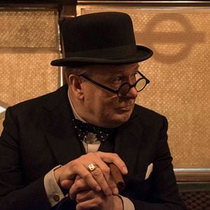 Foto Las horas más oscuras