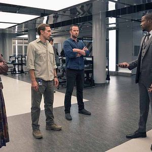 Foto Sullivan Stapleton