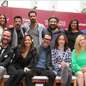 Foto Perfectos desconocidos