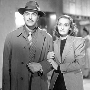 Foto Distinto Amanecer