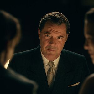 Foto Never look away