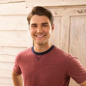 Foto Bless This Mess