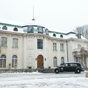 Foto Viviendo con el enemigo