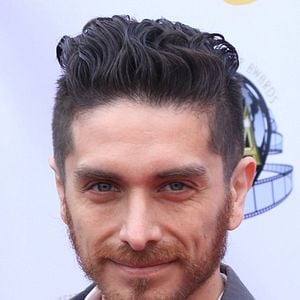 Foto Josh Keaton