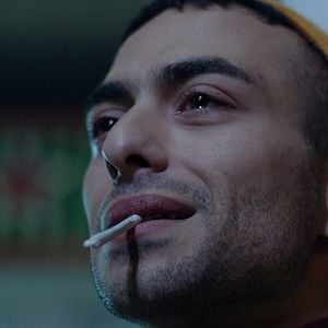 Foto The Distance Between Us and the Sky