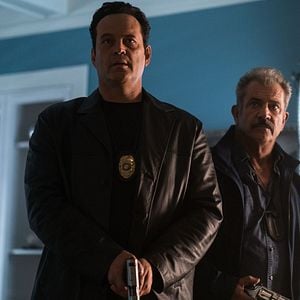 Foto Dragged Across Concrete