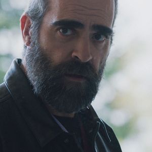 Foto Quien a hierro mata