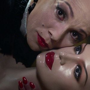 Foto In Fabric: Vistiendo la muerte