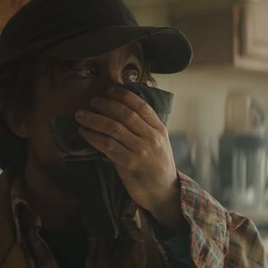 Foto I Think We're Alone Now