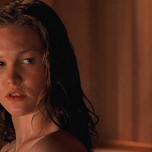 Foto The Business of Strangers