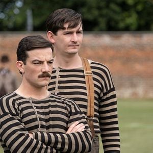 Foto Un juego de caballeros