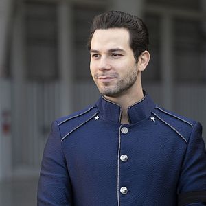 Foto Skylar Astin