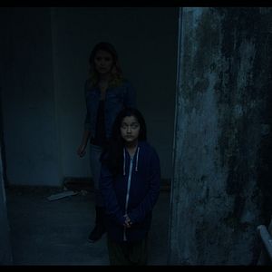 Foto Behind The Trees