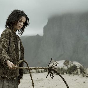 Foto Raised By Wolves (2020)