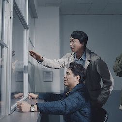 Foto When the Camellia Blooms