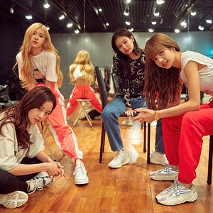Foto Blackpink: Light Up The Sky