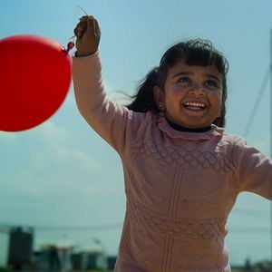 Foto Becoming You: del nacimiento a la infancia