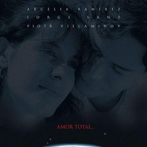 Foto En un claroscuro de la luna