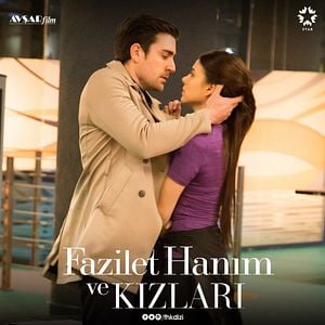 Foto La señora Fazilet y sus hijas