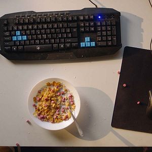 Foto Shiny_Flakes: El cibernarco adolescente