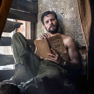 Foto Logan Marshall-Green