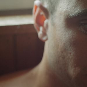 Foto Death of A Virgin and the Sin of Not Living