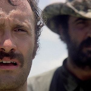 Foto Holocausto caníbal