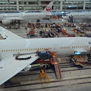 Downfall: The Case Against Boeing - Documental 2022.mx