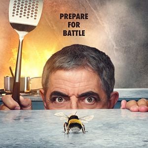 Foto Hombre vs. Abeja