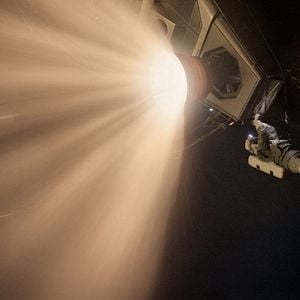 Foto For All Mankind