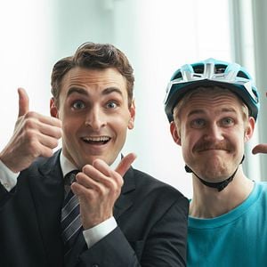 Foto Amigos vs. Extraterrestres