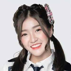 Foto Jennis Oprasert