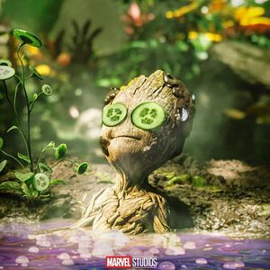 Foto Groot toma un baño