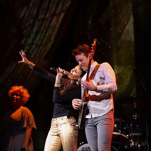 Foto Idina Menzel: Which Way To The Stage?