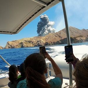 Foto The Volcano: Rescue From Whakaari