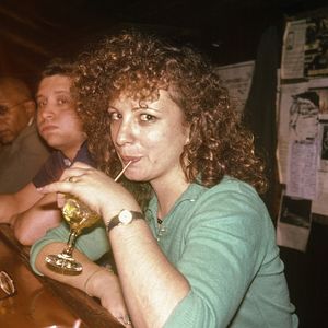 Foto All The Beauty And The Bloodshed