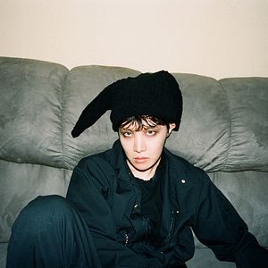 Foto j-hope IN THE BOX