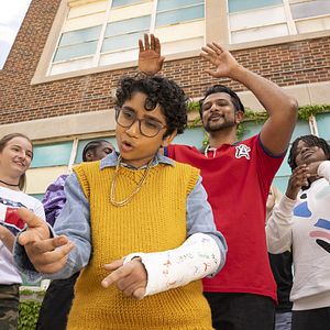 Foto Utkarsh Ambudkar