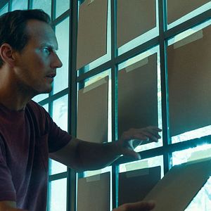 Foto La Noche Del Demonio: La Puerta Roja